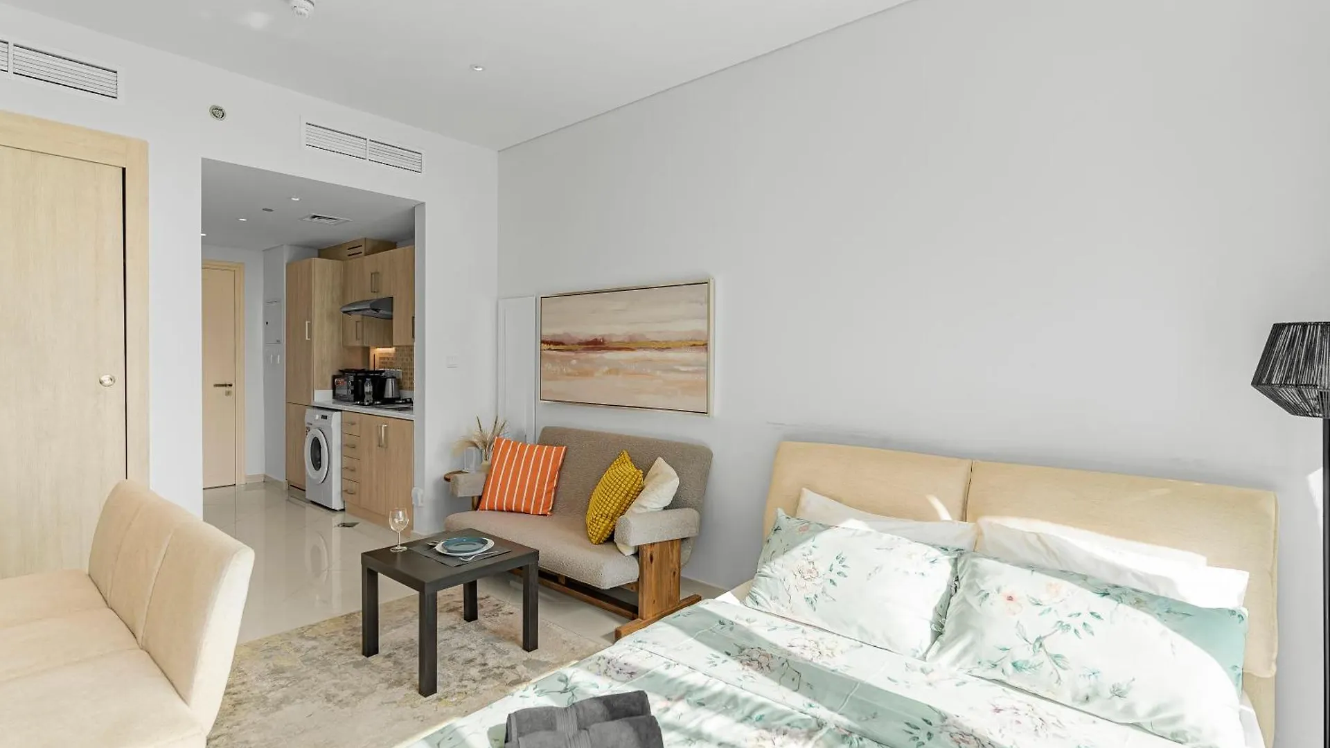 Cozy Sea & Marina View Apt With Rooftop Pool & Private Beach In Palm Jumeirah, Steps To Nakheel Mall Dubai Birleşik Arap Emirlikleri